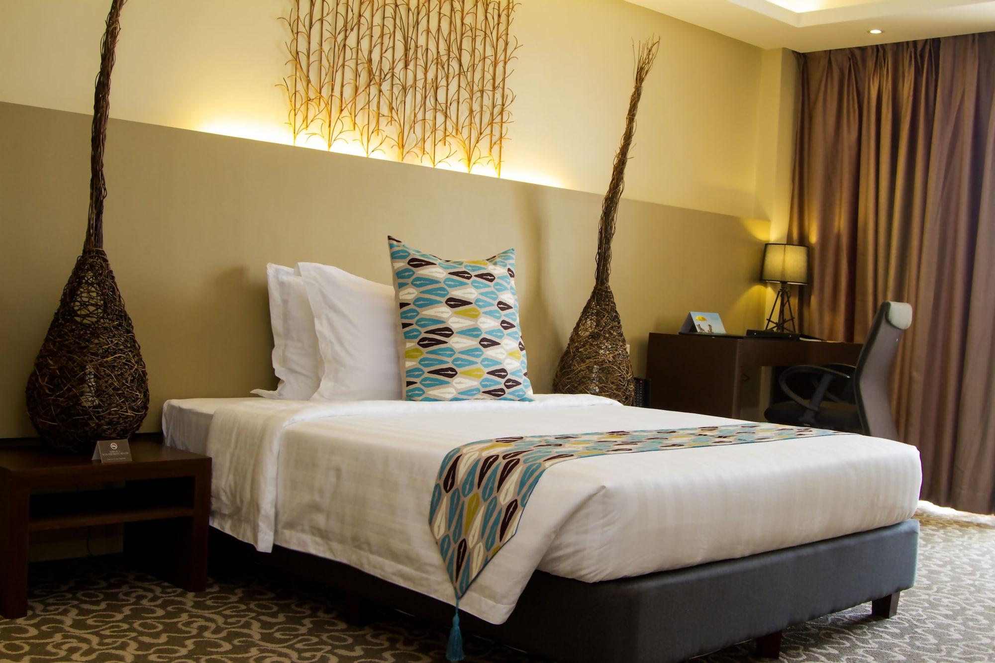 The Oriental Hotel Bataan Mariveles Extérieur photo