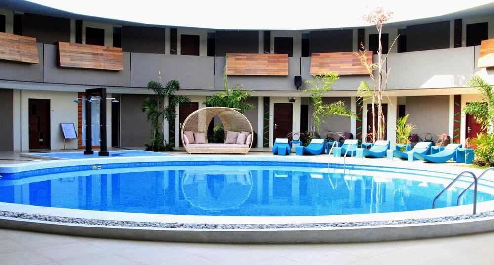 The Oriental Hotel Bataan Mariveles Extérieur photo