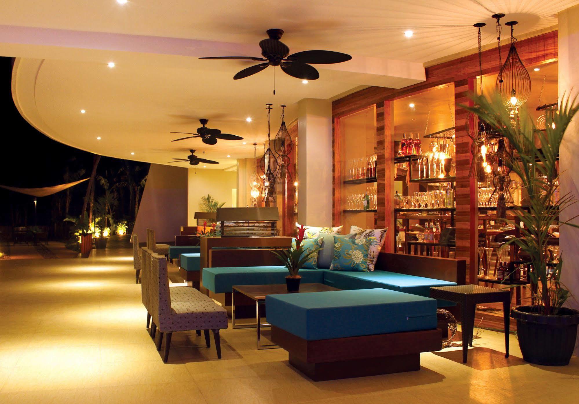 The Oriental Hotel Bataan Mariveles Extérieur photo