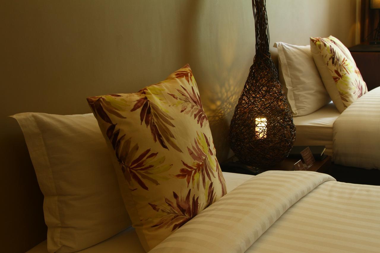 The Oriental Hotel Bataan Mariveles Extérieur photo